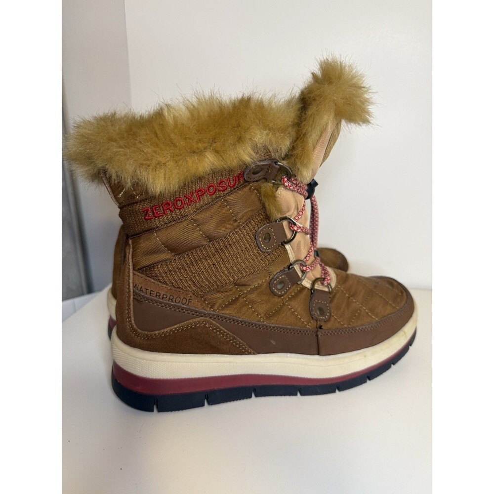 Zero Exposure Waterproof Womens Boots Size 8 Pre Owned